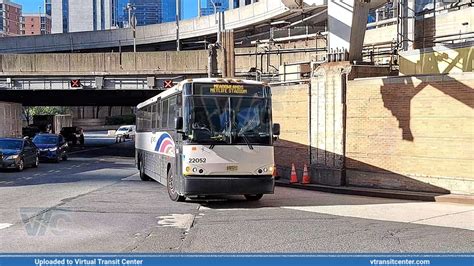 bus from metlife to meadowlands.